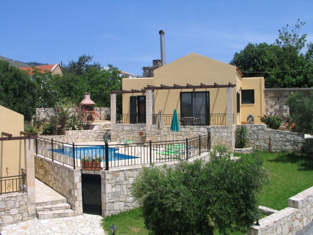 Villas Mary in Kalamitsi, Chania, Crete