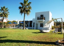  Alkions seafront villa