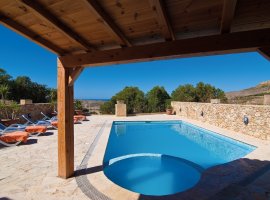Villa ta Lena, Ghasri, Gozo, Malta